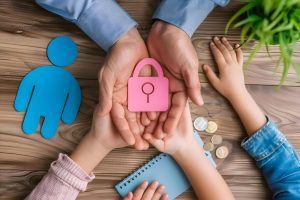 Aseguradora Multinational.